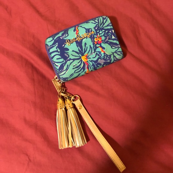 Lilly Pulitzer Handbags - Lilly Pulitzer IPhone 5 Wristlet